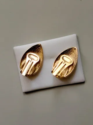 Pendientes vintage dorados