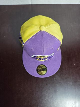 Gorra New Era Lakers Morado/Amarillo