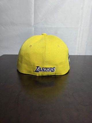 Gorra New Era Lakers Morado/Amarillo