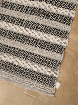 2 Tappeti Tessuti Design Geometrico