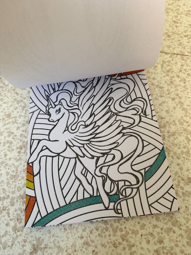 Libro para colorear unicornio con purpurina