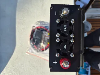 Inversor de Corriente Pura Onda Senoidal 12V a 220