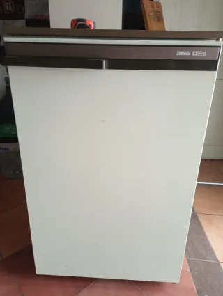 Mini nevera Zanussi