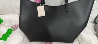 Borsa  Primark nera nuova con cartellino