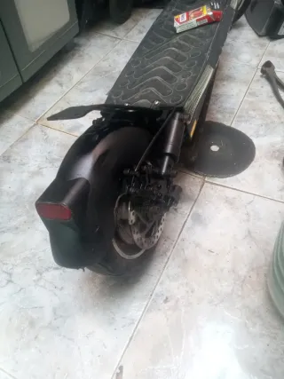 Patinete  SmartGiro , ven,cambio por derbi variant