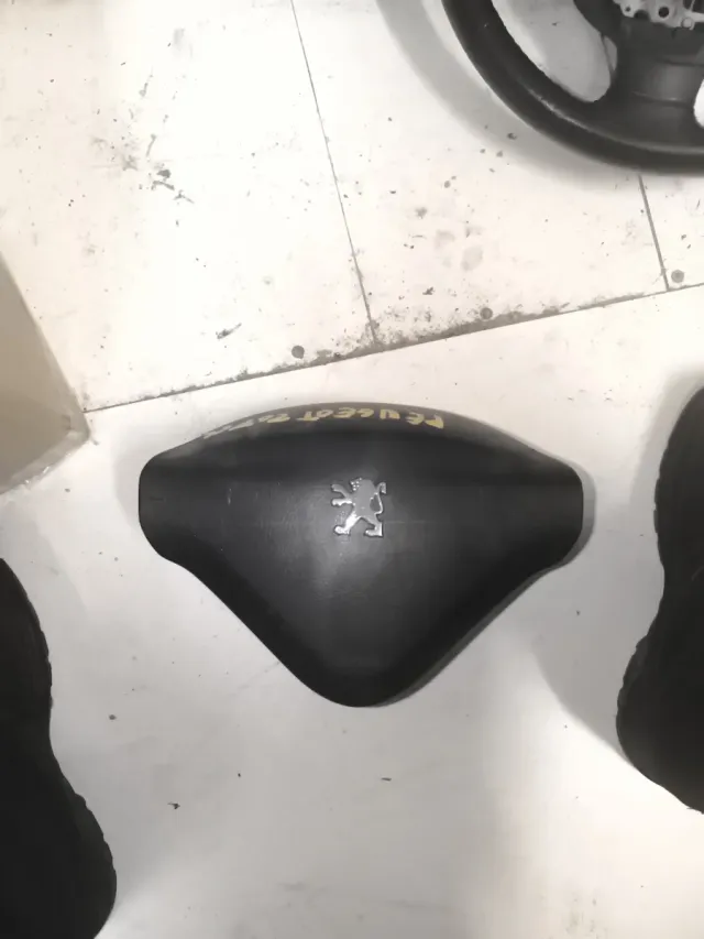 Airbag Volante Peugeot 207cc