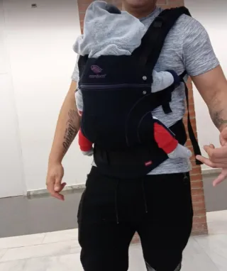 Mochila Portabebés Manduca Morada