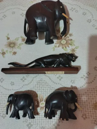 9  Bonitas Piezas Ébano macizo talladas a mano.