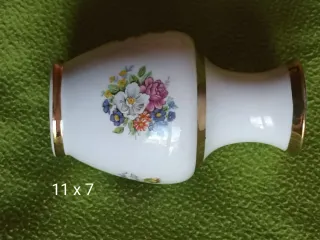 9 Miniaturas de porcelana. 4€/u. 30€ todas. Decora