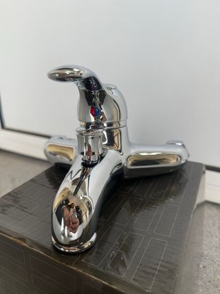 Grifo de ducha cromado