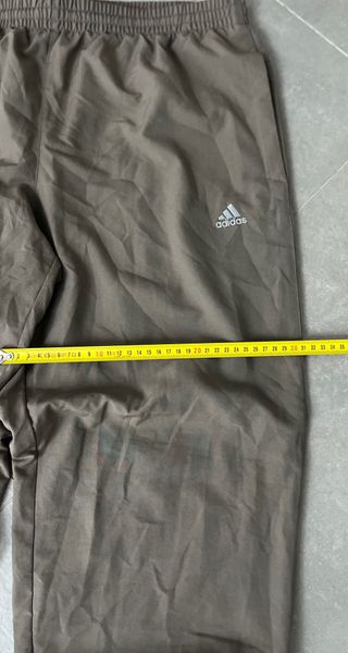 Pantalones Adidas Marrones Y2K Talla L