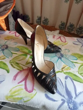 Zapatos de tacón negros