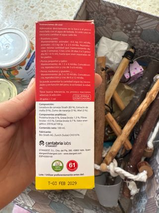 Jaula para pájaros y accesorios