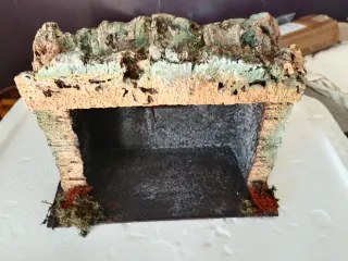 Capanna presepe in sughero.