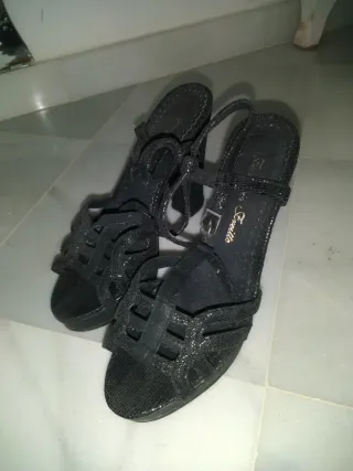 Sandalias de fiesta negras tacón con plataforma