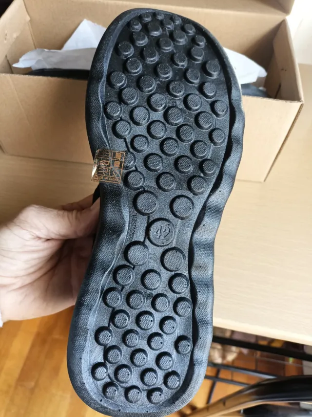 Zapatillas Hombre Talla 42/43 Nuevas a estrenar.