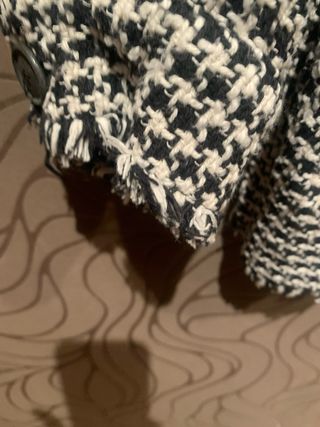 Chaqueta Zara cuadros flecos