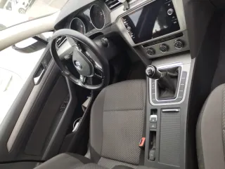 Volkswagen Passat 2021