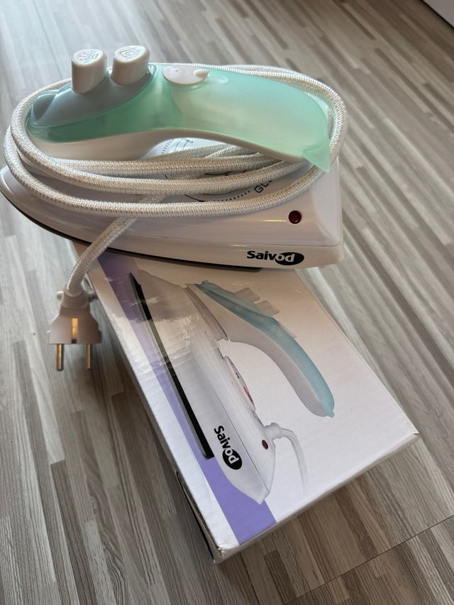 Plancha de viaje Saivod PW-14