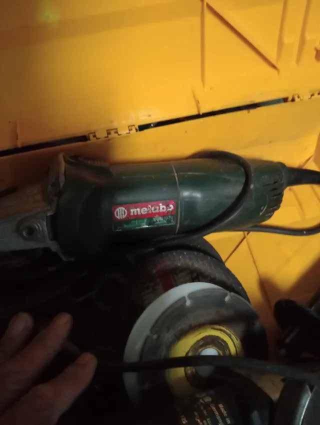 Amoladora angular radial