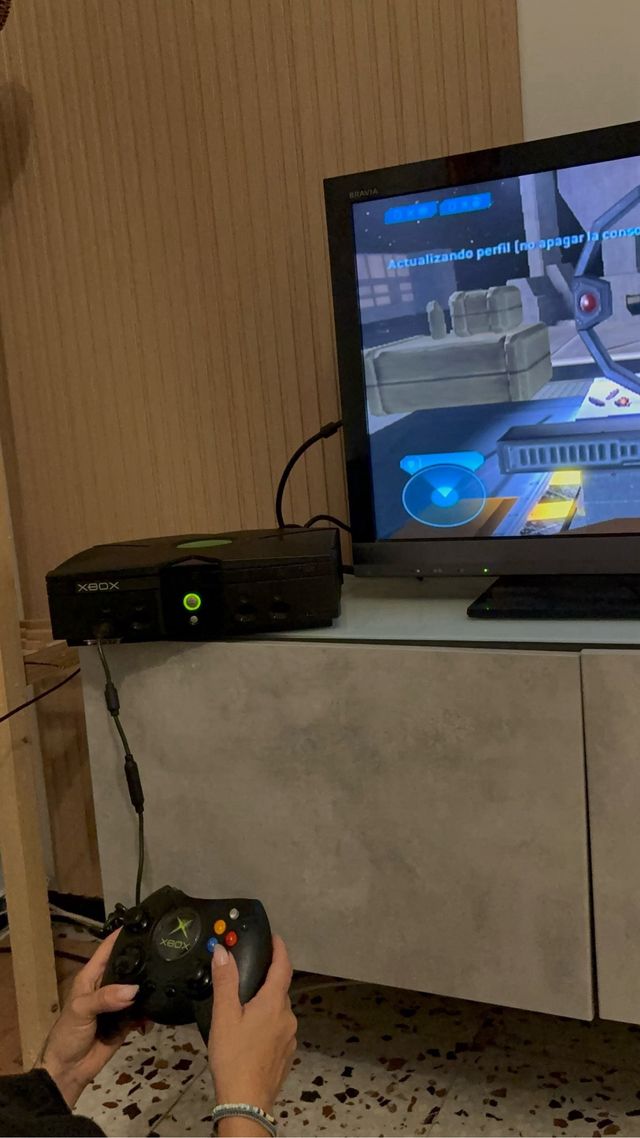 Xbox Clásica Negra + Mando