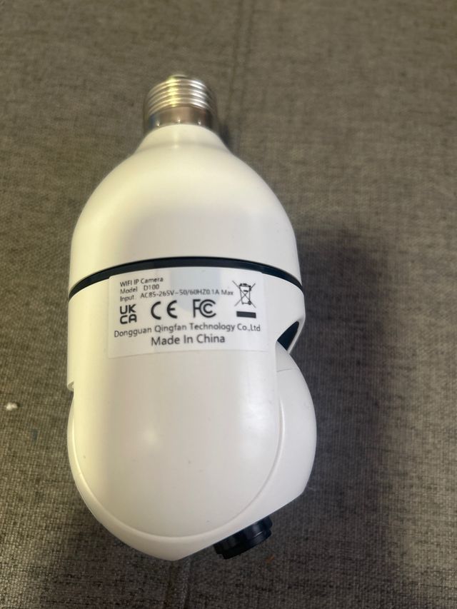 Cámara de seguridad tipo bombilla