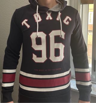 Sudadera Toxic 96 Bershka Azul Talla XS