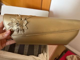 Bolsos de fiesta dorados y grises