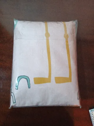 Juego nórdico 2 piezas Happy y friday