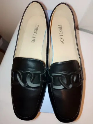 Scarpe First Lady nere tacco basso e fibbia