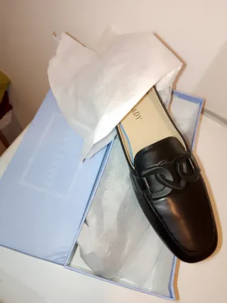 Scarpe First Lady nere tacco basso e fibbia