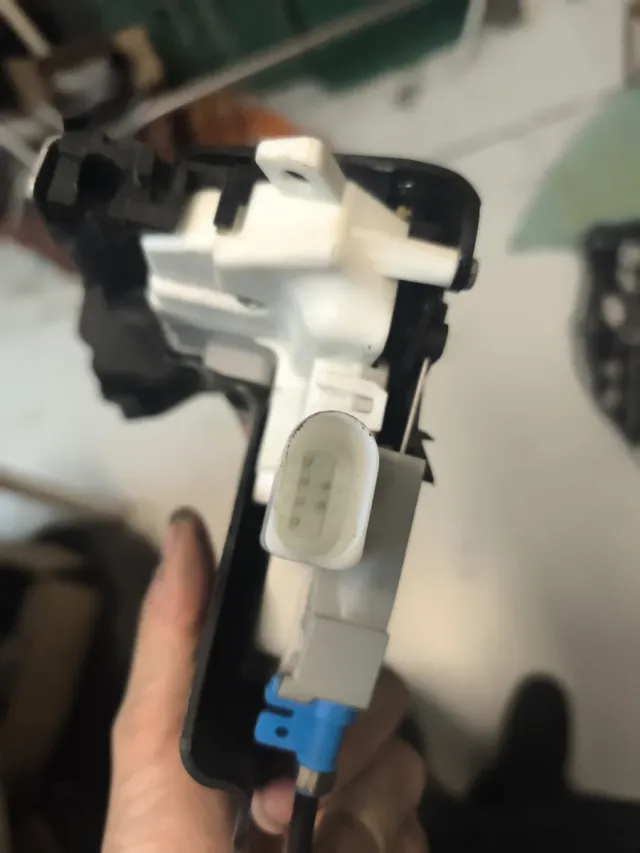 Cerradura Audi A3 2015