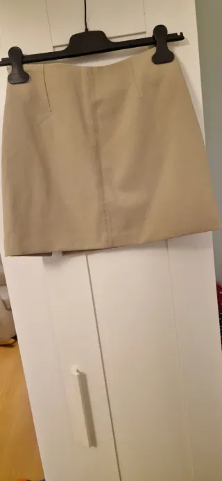 Falda Zara Beige Talla S