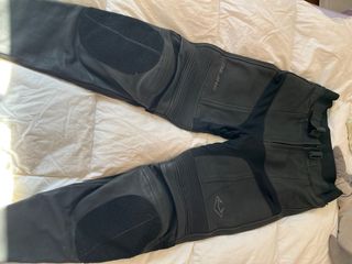 Pantalones de cuero MILINE para moto unisex.