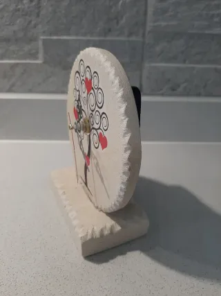 Orologio da tavolo moderno con cuori