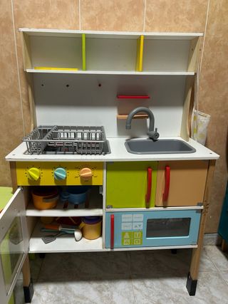 Cocinita de juguete de madera de Lidl