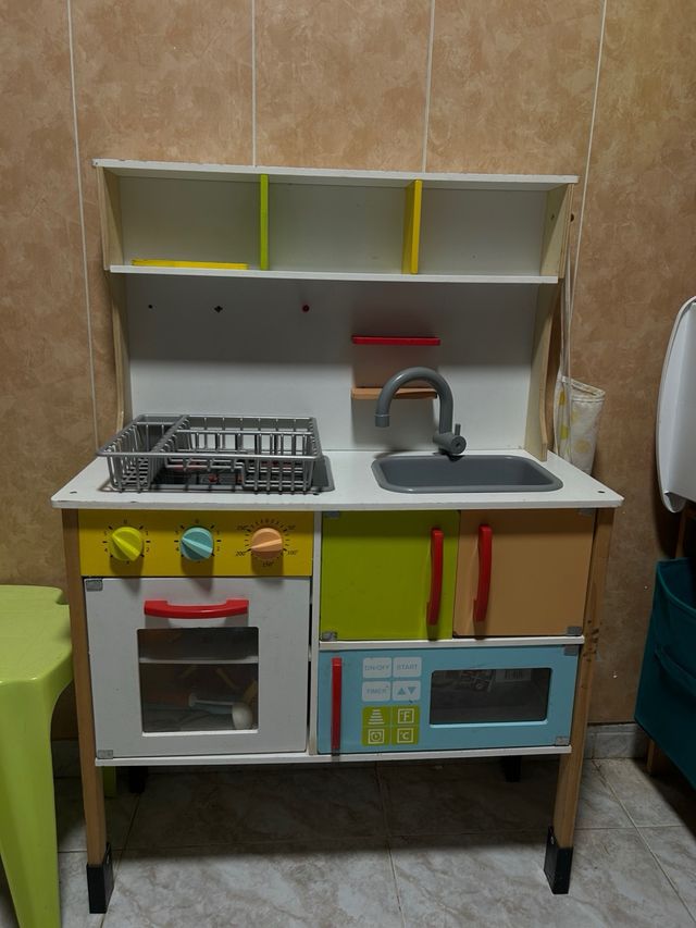 Cocinita de juguete de madera de Lidl
