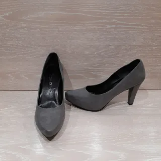 Zapatos de piel ante gris
