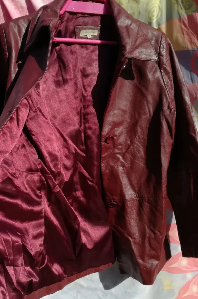 CHAQUETA CHAQUETÓN DE PIEL DE CABRA GRANATE