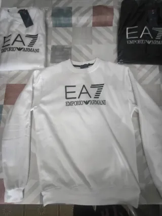 Sudadera Emporio Armani EA7 Blanca