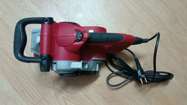 Lijadora de Banda Einhell