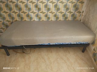 2 Cama eléctrica articulada en muy buen estado