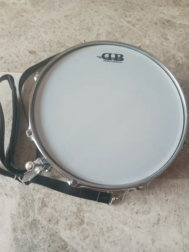 Caja de percusión DB