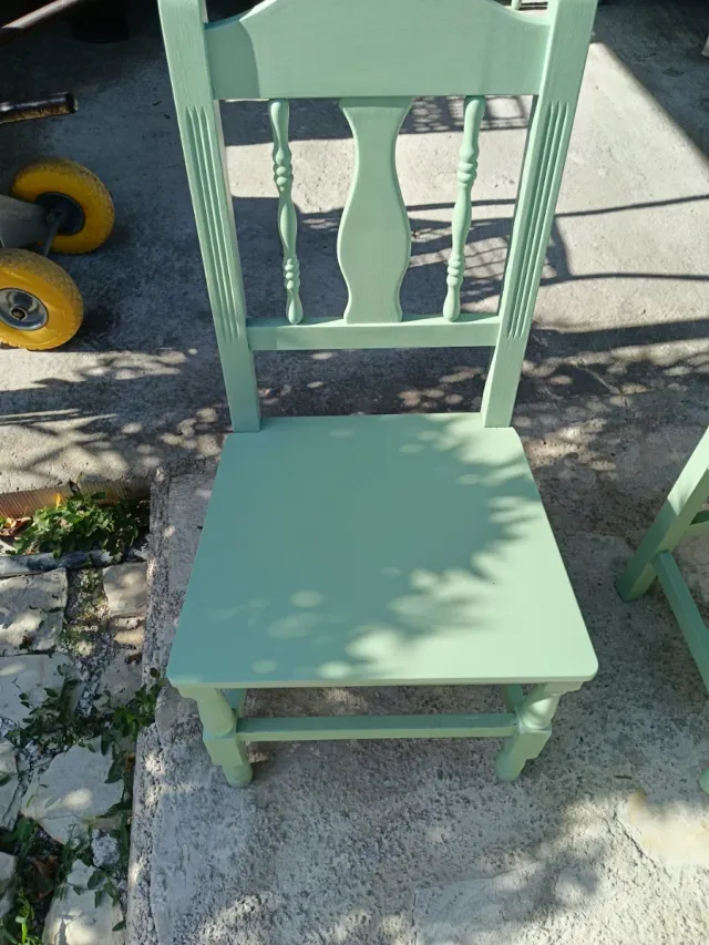 Mesa extensible y 6 sillas