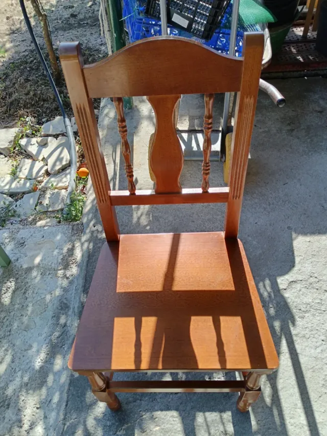 Mesa extensible y 6 sillas