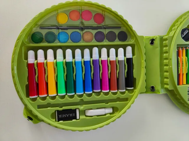 Estuche Circular de Pintura Juguettos 67 Piezas