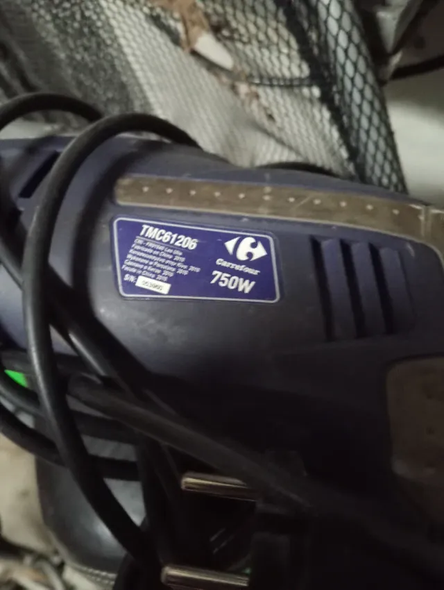 Taladro Eléctrico 750W