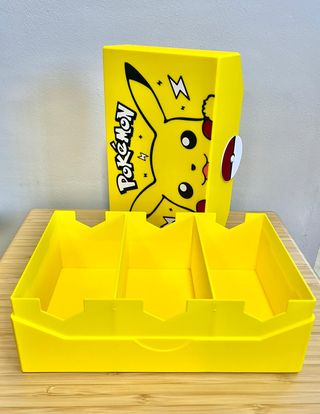 Caja de cartas Pokémon personalizada de Pikachu