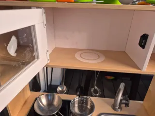 Cocina de madera, esta en perfecto estado