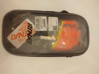 Guantes de portero Rinat NGR